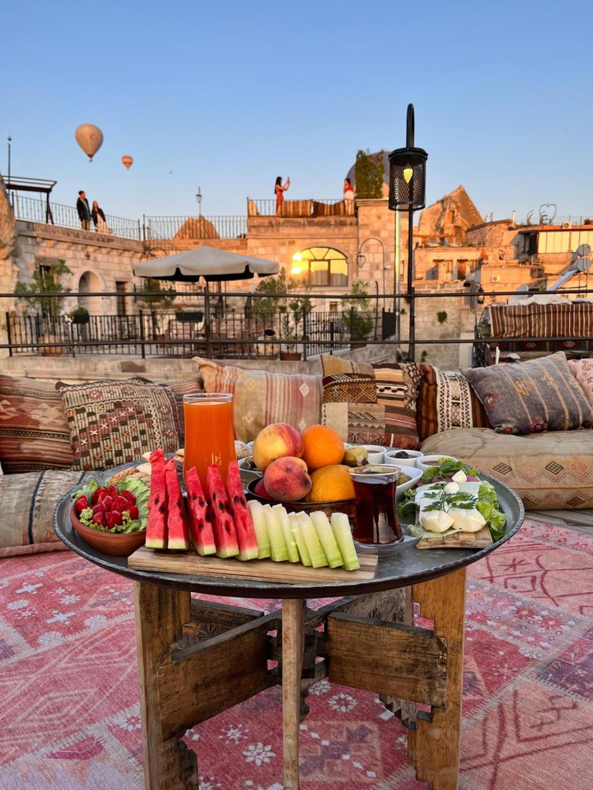 Caftan Cave Suites Göreme Buitenkant foto
